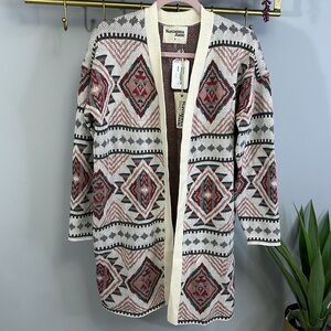 Geometric Patterned cardigan, - Pink and Cream